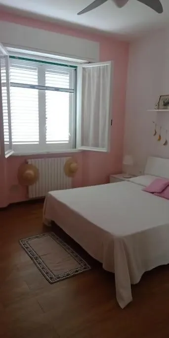 Casa Rosa Marina Di Cecina Villa Cecina  Holiday home Cecina (Livorno)